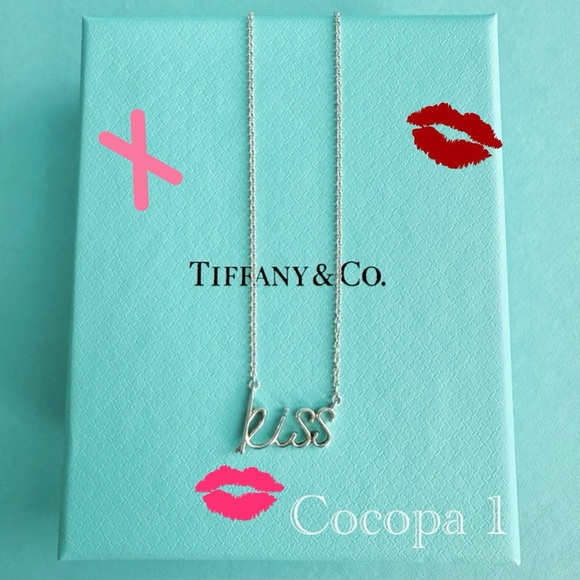Tiffany & Co. Jewelry - ❤️ Tiffany & Co. 💋 Paloma’s Graffiti Kiss Pendant 🤍